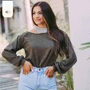 Cut out neck two tone sweater